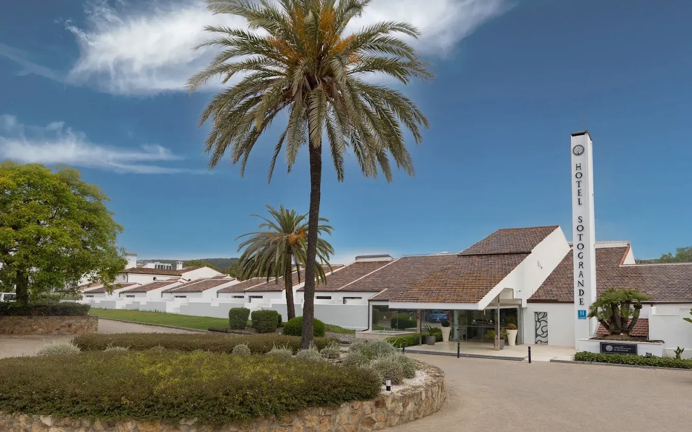 Hotel Encinar de Sotogrande, photo 1 of 9