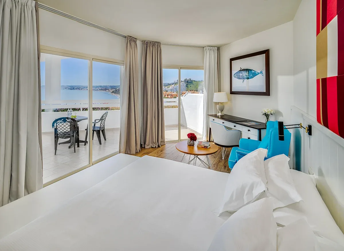 H10 Estepona Palace, photo 4 of 11